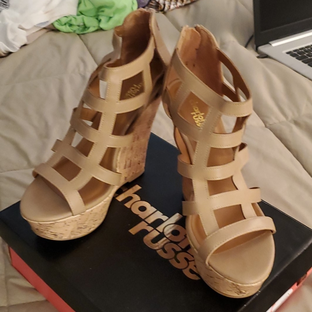 Women  sandals/ shoes